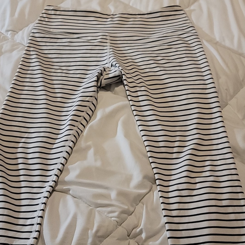 SCORPIO SOL LEGGINGS